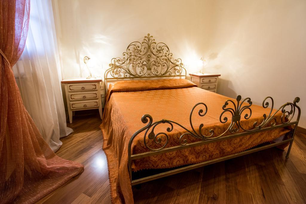 B&B Maesta' Di Cudino Arezzo Kamer foto